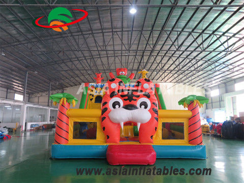 0.55mm PVC-Plane 8 x 6M Tiger Inflatable Fun City